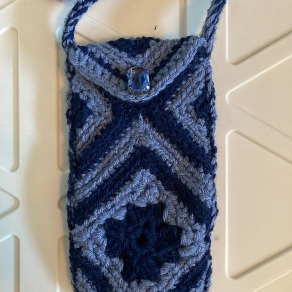 Granny Square Crochet Phone  Shoulder Bag - Hand crafted - Picture 11 of 14